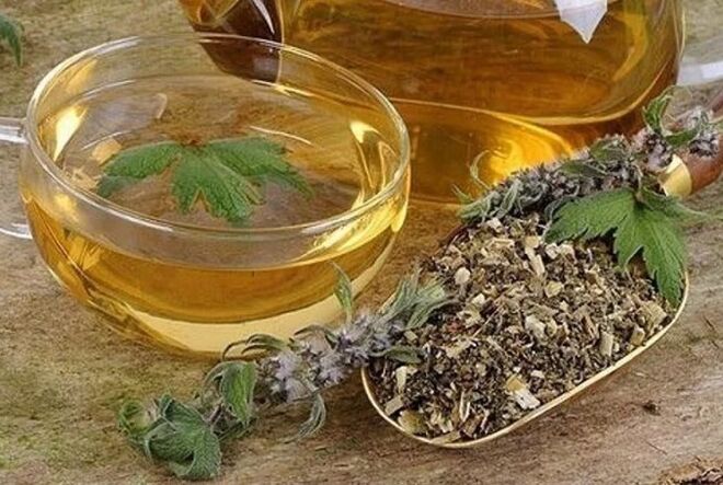 A mix of herbs